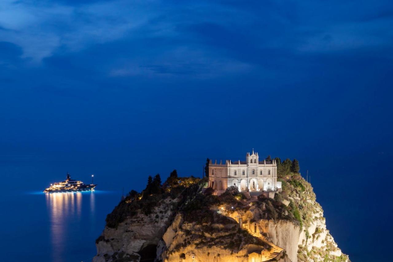 טרופאה All'Angolo Della Torre מראה חיצוני תמונה